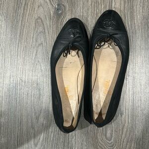 Chanel black patent and lamb skin ballet flats